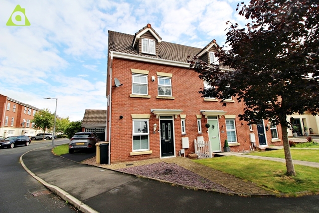 4 bedroom Semi Detached for sale in Westhoughton