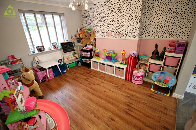 Additional Property Image 4 bedroom Semi Detached for sale in Westhoughton 8