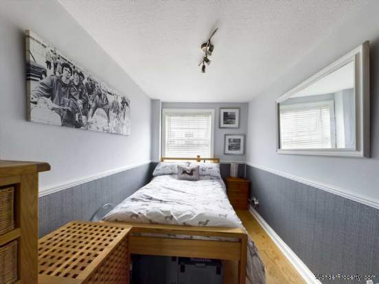 Additional Property Image 2 bedroom Flat for sale in Princes Risborough 5
