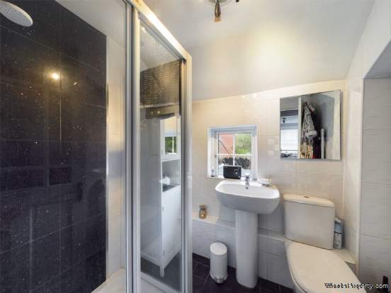 Additional Property Image 2 bedroom Flat for sale in Princes Risborough 8