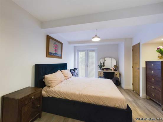 Additional Property Image 1 bedroom Apartment for sale in Princes Risborough 3