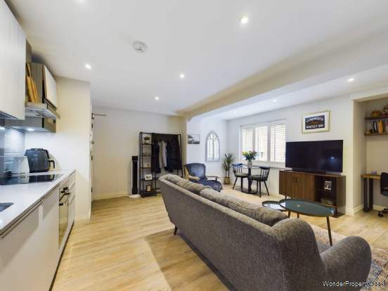 Additional Property Image 1 bedroom Apartment for sale in Princes Risborough 7