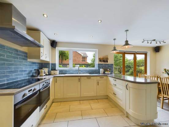 Additional Property Image 4 bedroom Detached for sale in Princes Risborough 2