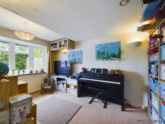 Additional Property Image 4 bedroom Detached for sale in Princes Risborough 8