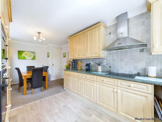 Additional Property Image 3 bedroom Detached Bungalow for sale in Princes Risborough 6