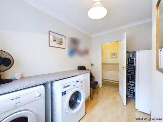 Additional Property Image 3 bedroom Detached Bungalow for sale in Princes Risborough 8