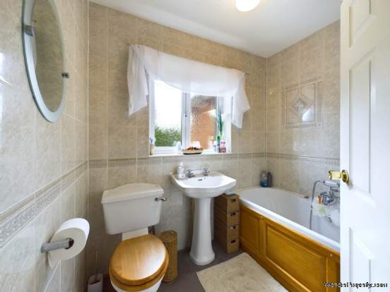 Additional Property Image 3 bedroom Detached Bungalow for sale in Princes Risborough 11