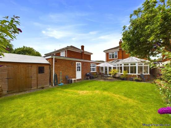 Additional Property Image 4 bedroom Detached for sale in Princes Risborough 2