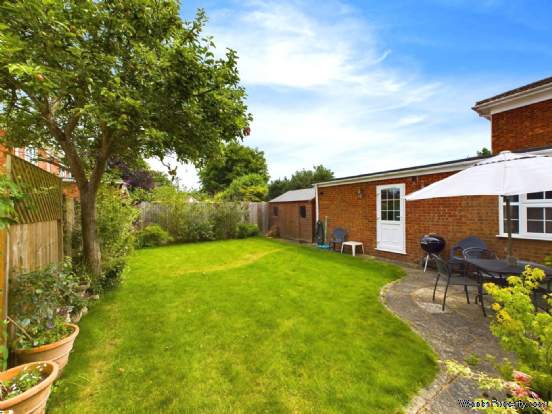 Additional Property Image 4 bedroom Detached for sale in Princes Risborough 4