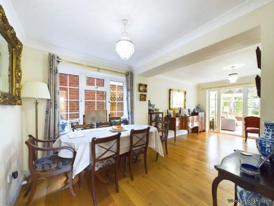 Additional Property Image 4 bedroom Detached for sale in Princes Risborough 8