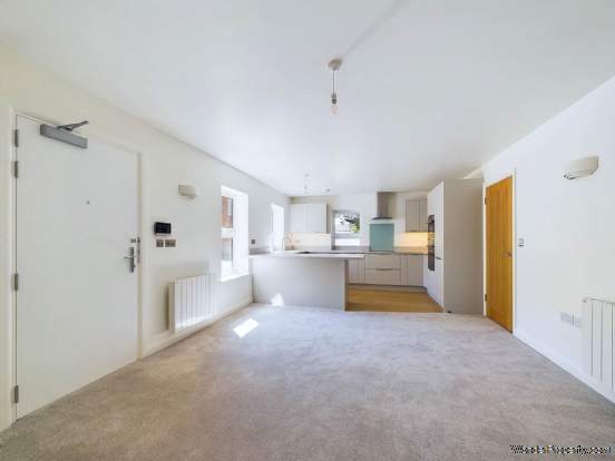 Additional Property Image 1 bedroom Apartment for sale in Princes Risborough 5