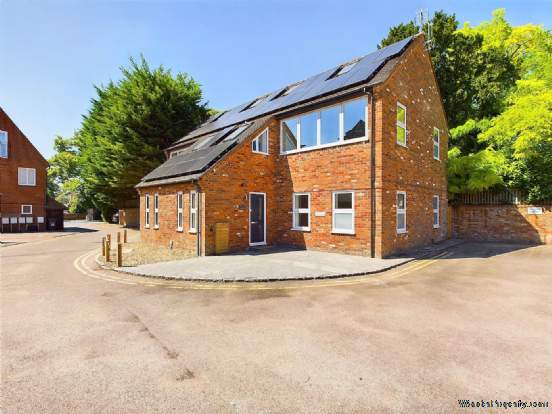 Additional Property Image 1 bedroom Apartment for sale in Princes Risborough 11