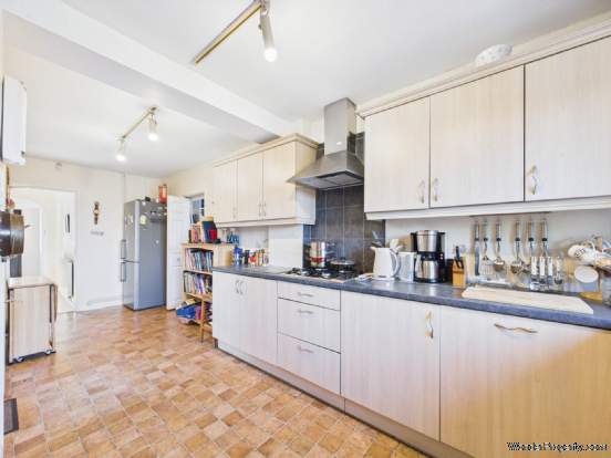 Additional Property Image 3 bedroom Detached for sale in Princes Risborough 4