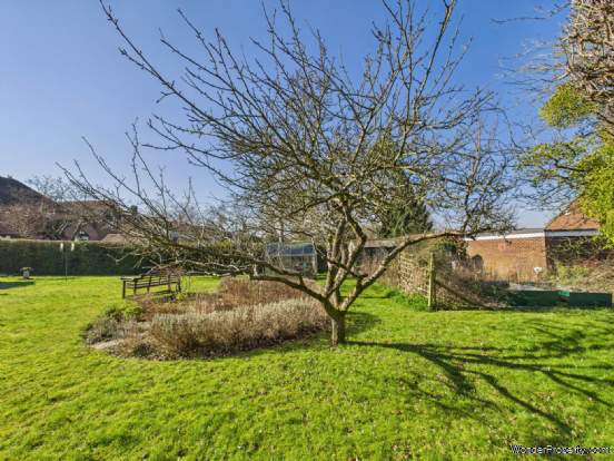 Additional Property Image 3 bedroom Detached for sale in Princes Risborough 7