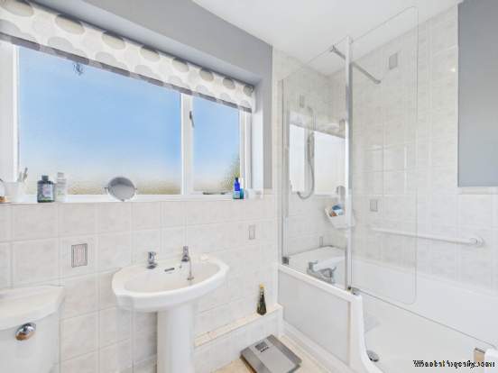 Additional Property Image 3 bedroom Detached for sale in Princes Risborough 11
