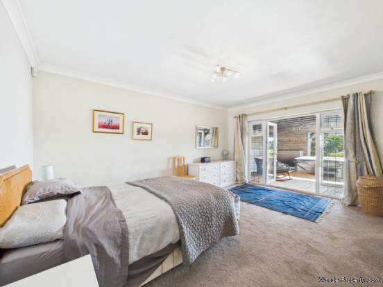 Additional Property Image 4 bedroom Detached for sale in High Wycombe 4