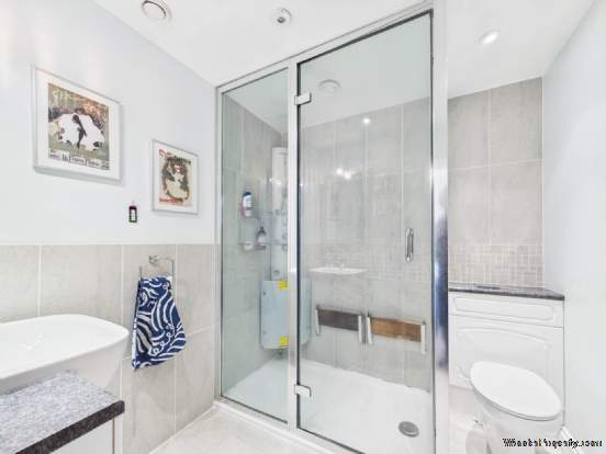 Additional Property Image 4 bedroom Detached for sale in High Wycombe 10