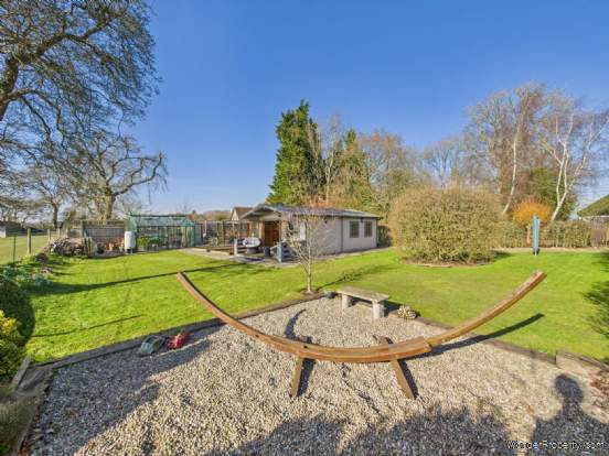 Additional Property Image 4 bedroom Detached for sale in High Wycombe 13