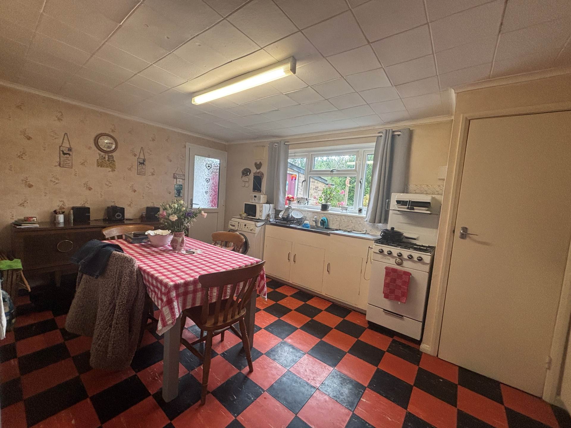 Additional Property Image 4 bedroom Terraced for sale in Princes Risborough 5