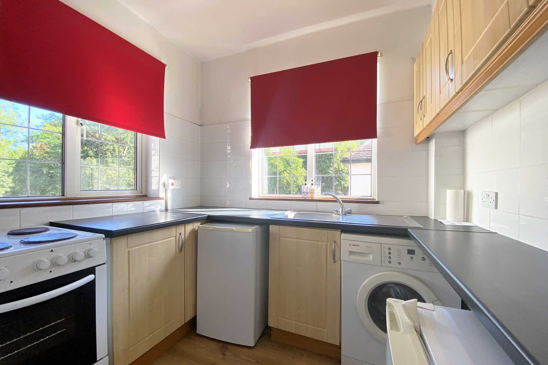 Additional Property Image 2 bedroom Maisonette to rent in Sutton 3