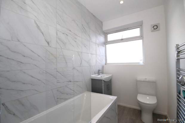 Additional Property Image 2 bedroom Maisonette for sale in Morden 4
