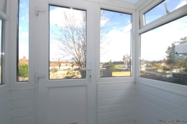 Additional Property Image 2 bedroom Maisonette for sale in Morden 6