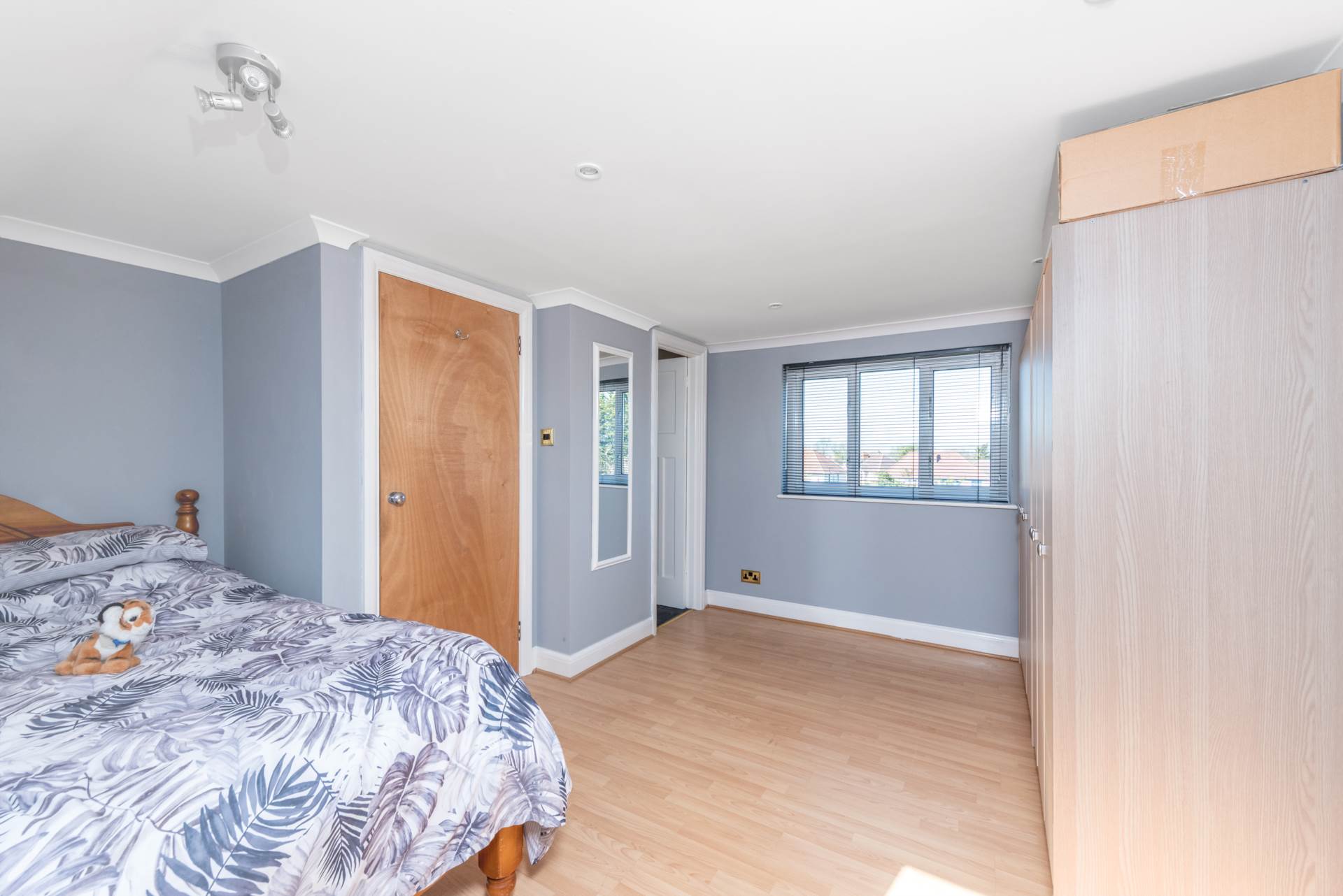 Additional Property Image 4 bedroom Semi Detached for sale in Sutton 15