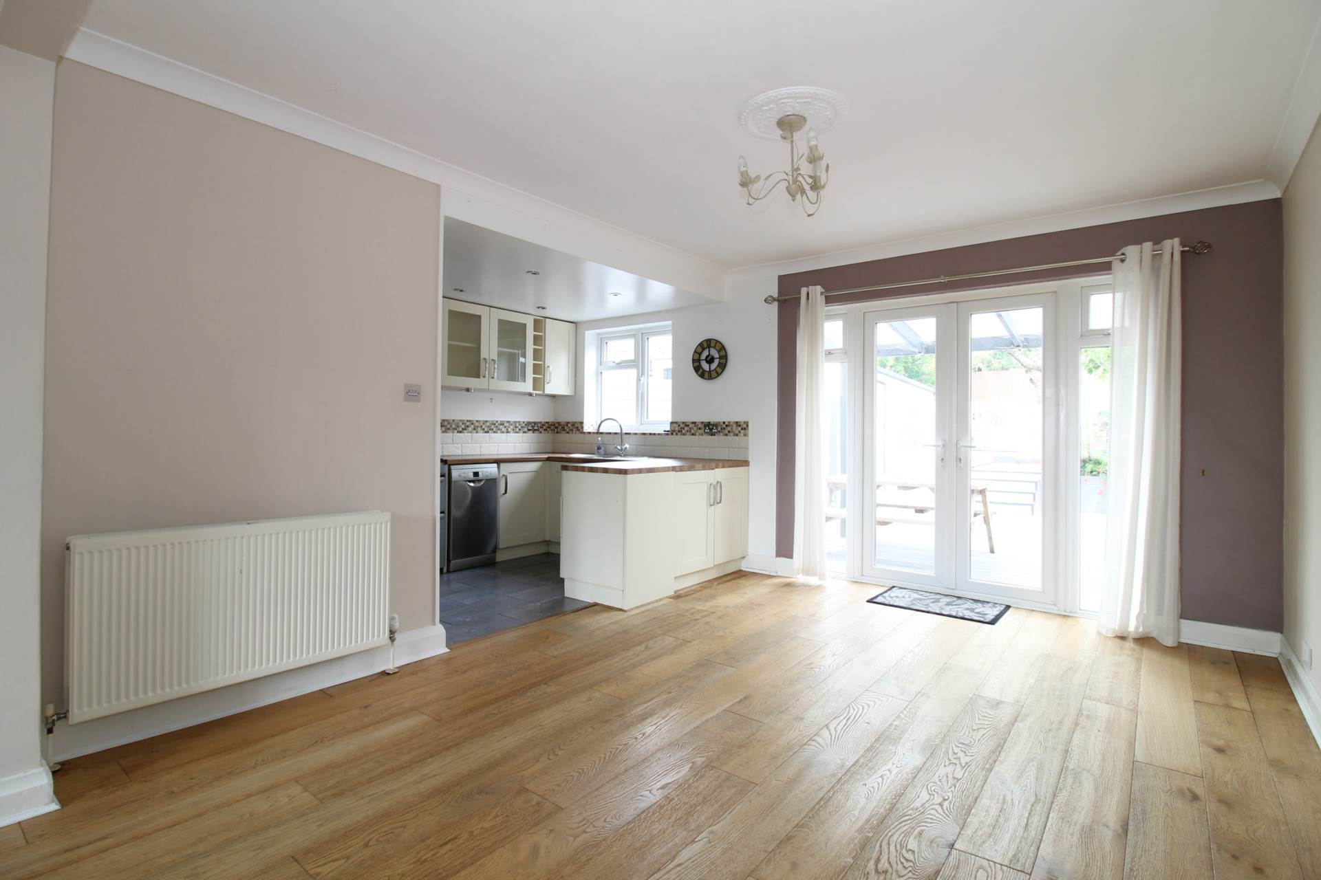Additional Property Image 3 bedroom Semi Detached to rent in Sutton 3