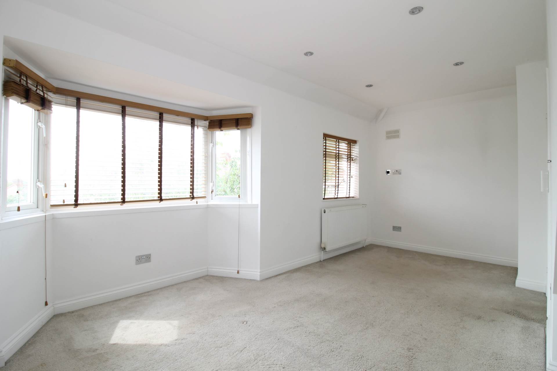 Additional Property Image 3 bedroom Semi Detached to rent in Sutton 5