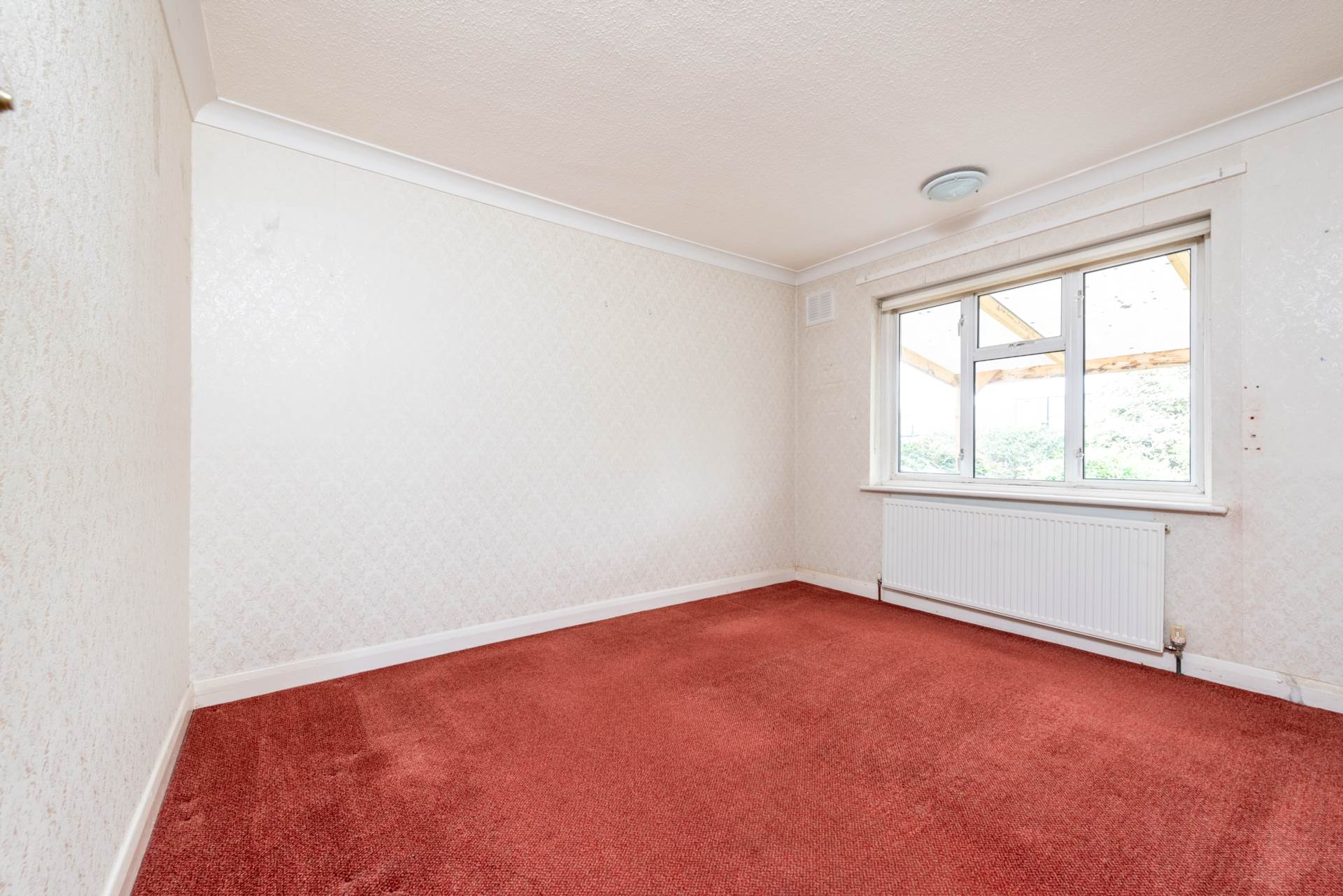 Additional Property Image 2 bedroom Maisonette for sale in Morden 7
