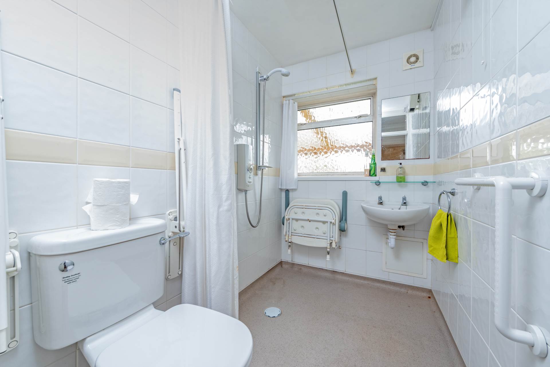 Additional Property Image 2 bedroom Maisonette for sale in Morden 9