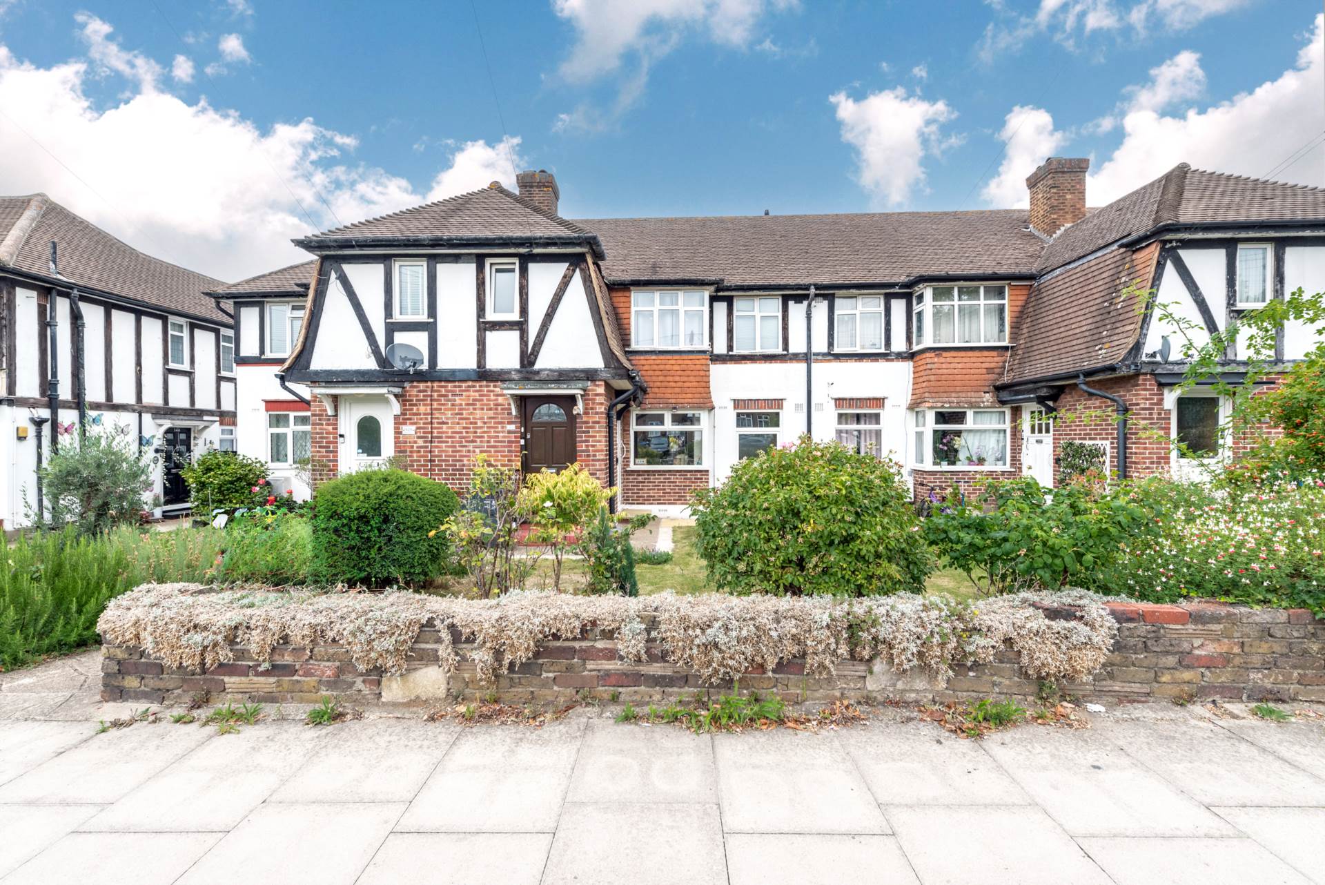 Additional Property Image 2 bedroom Maisonette for sale in Morden 13