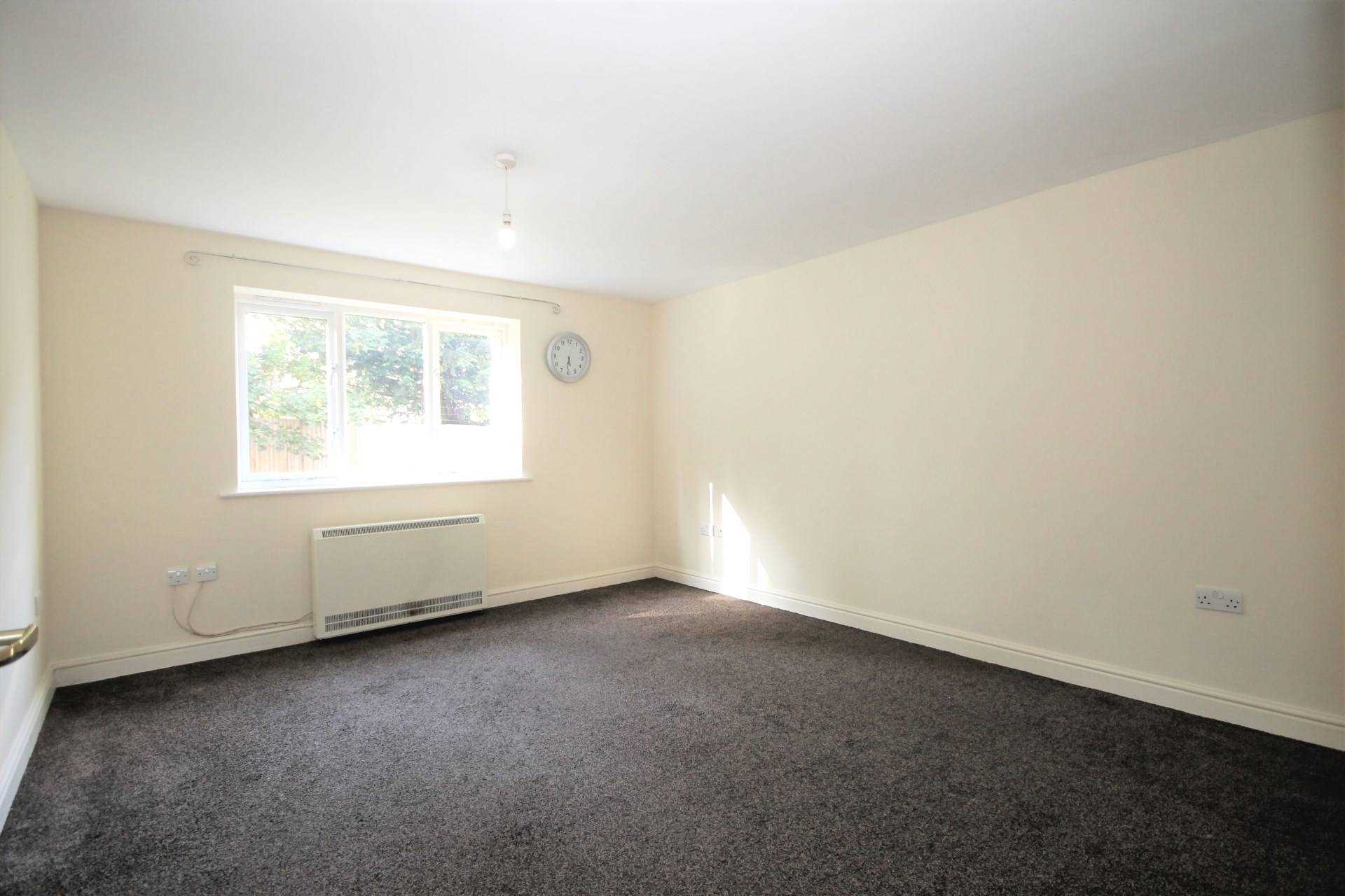 Additional Property Image 2 bedroom Flat for sale in Morden 2