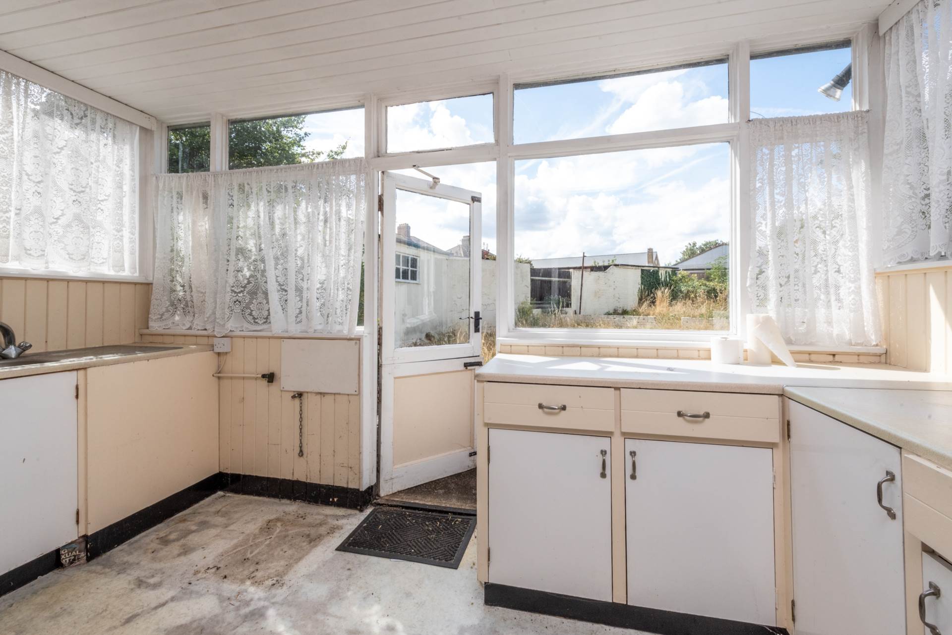Additional Property Image 3 bedroom End of Terrace for sale in Morden 2