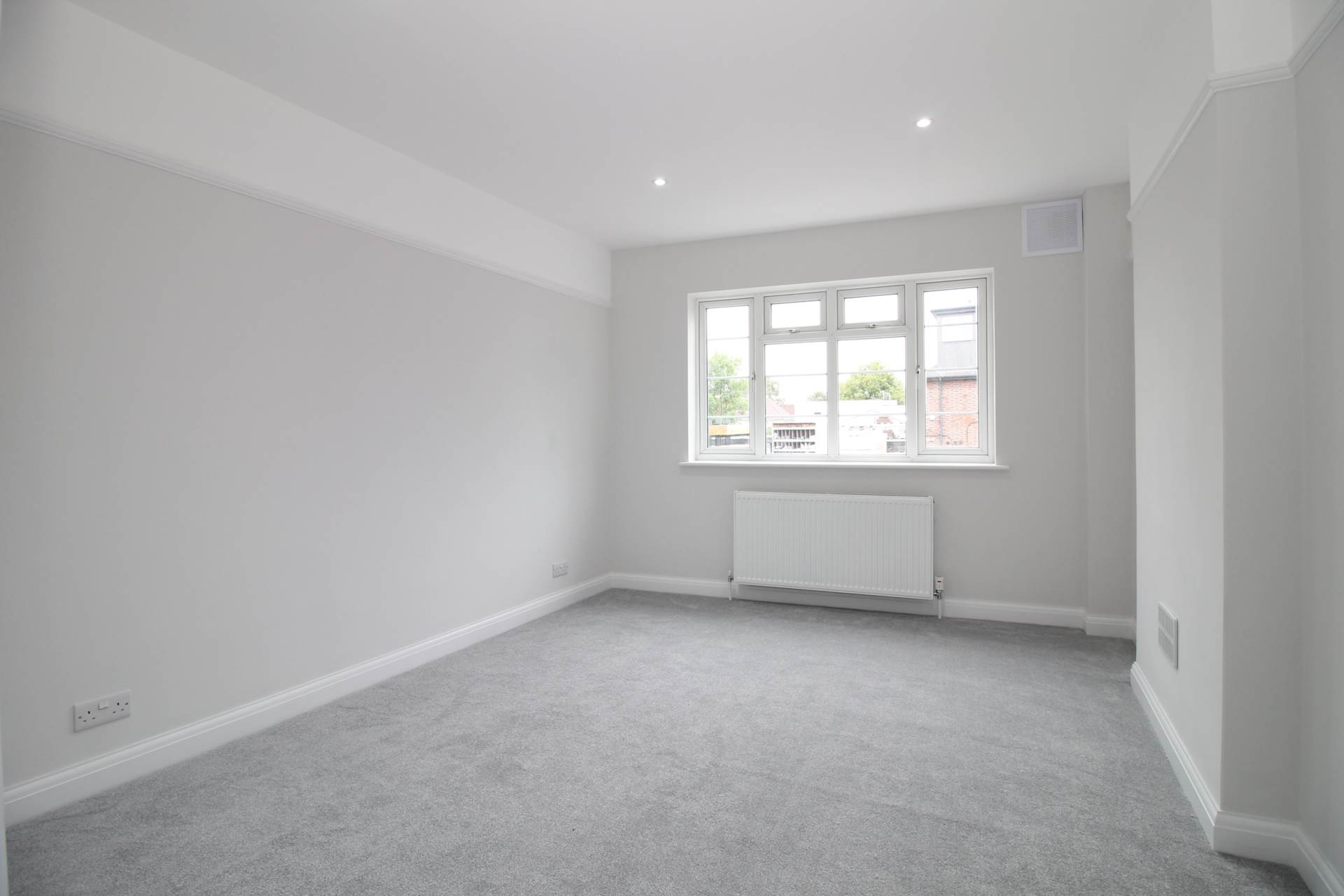 Additional Property Image 2 bedroom Flat to rent in Sutton 6
