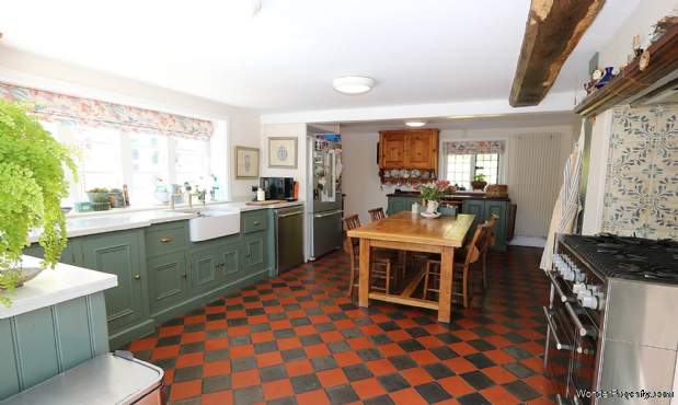 Additional Property Image 6 bedroom Detached for sale in Reading 9