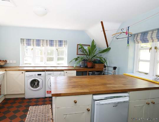 Additional Property Image 6 bedroom Detached for sale in Reading 10
