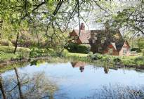 6 bedroom Detached for sale in Reading
