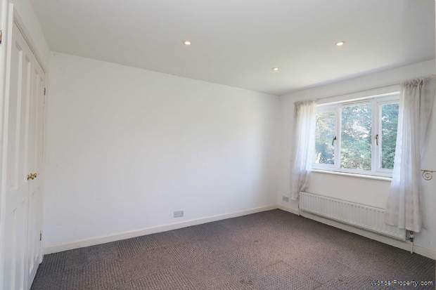 Additional Property Image 3 bedroom Semi Detached for sale in Reading 7
