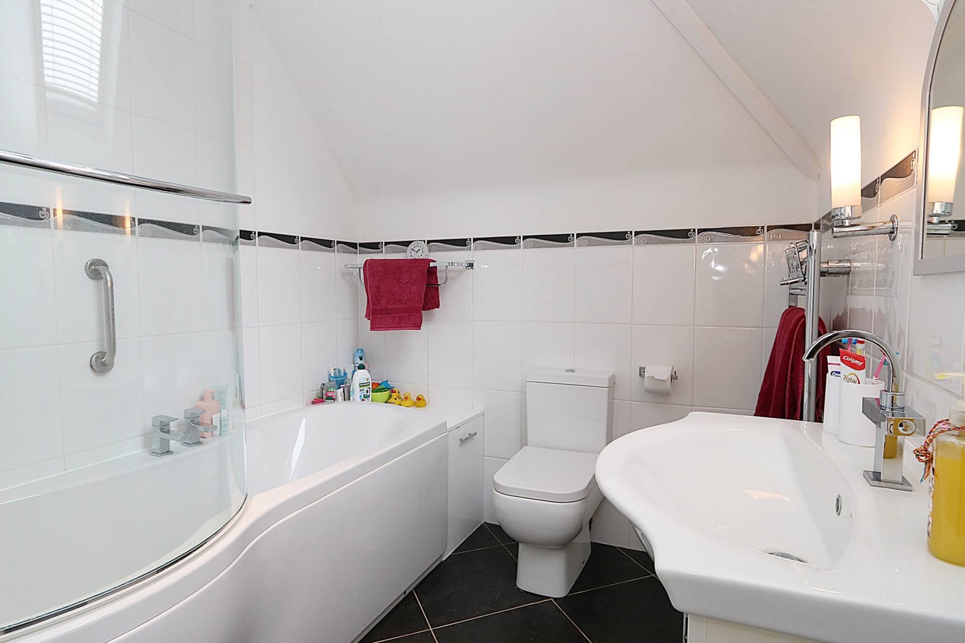 Additional Property Image 4 bedroom Detached for sale in Reading 17