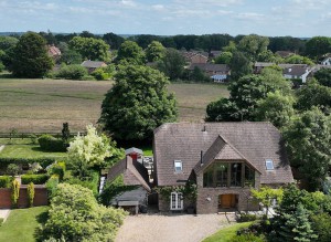 5 bedroom Detached for sale in Reading