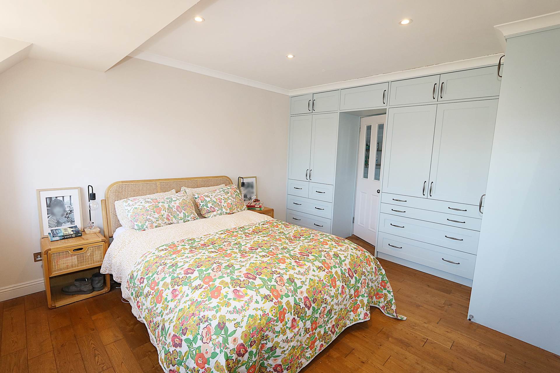 Additional Property Image 3 bedroom Detached for sale in Reading 9