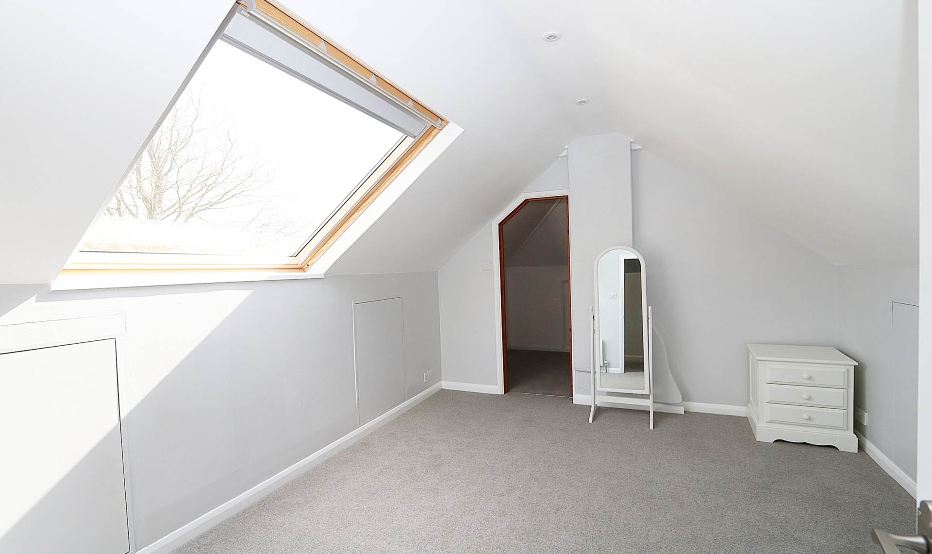 Additional Property Image 4 bedroom Detached for sale in Stanford Dingley 7
