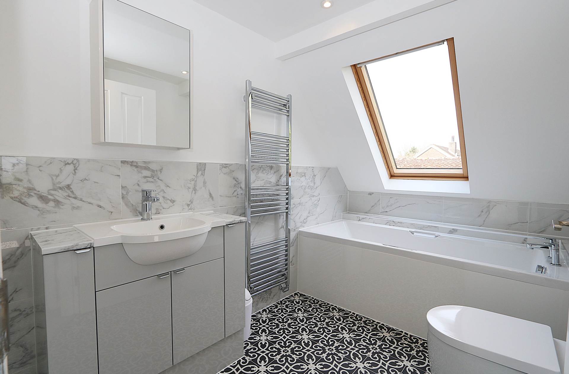 Additional Property Image 4 bedroom Detached for sale in Stanford Dingley 24