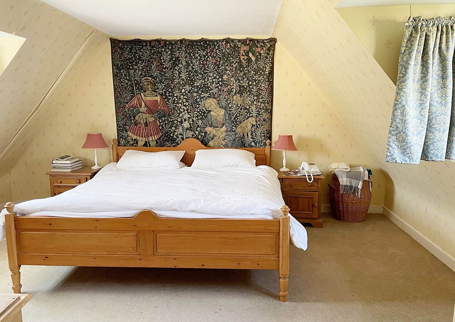Additional Property Image 4 bedroom Detached for sale in North Moreton 14