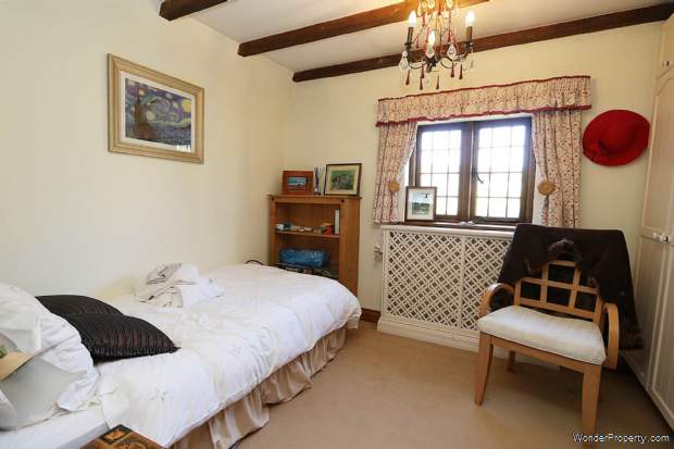 Additional Property Image 5 bedroom Detached for sale in Reading 9
