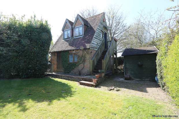 Additional Property Image 5 bedroom Detached for sale in Reading 11