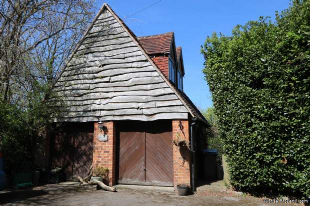 Additional Property Image 5 bedroom Detached for sale in Reading 8