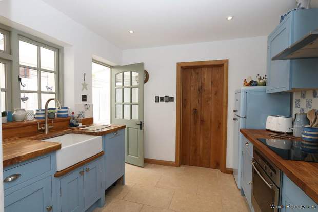 Additional Property Image 2 bedroom Semi Detached for sale in Reading 4
