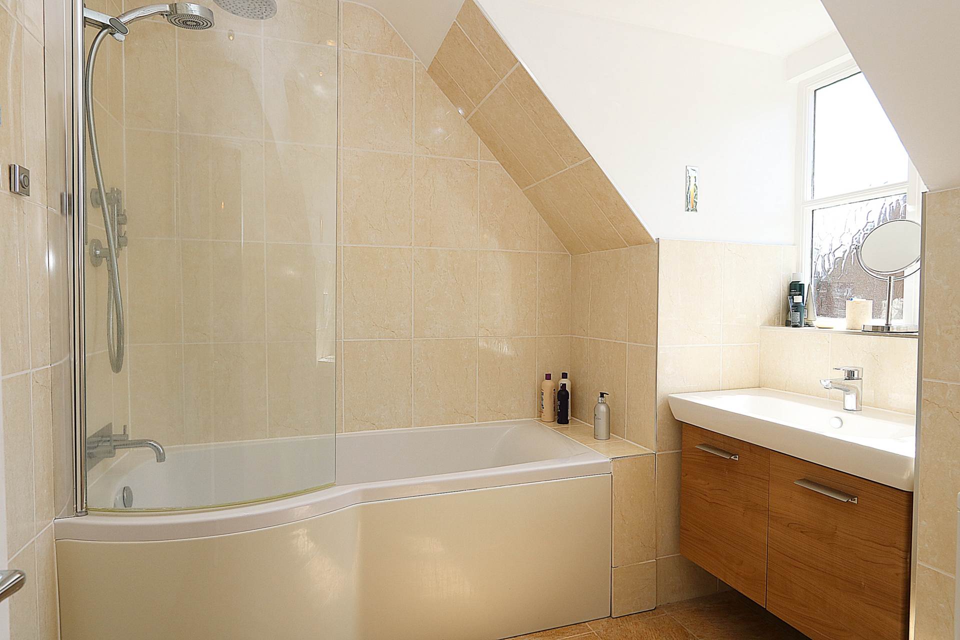 Additional Property Image 4 bedroom Detached for sale in Reading 13